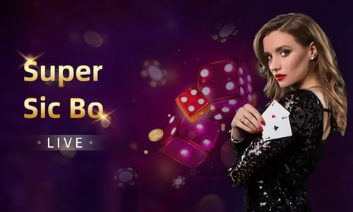 VIP ကစားသမား ထူးချွန်သော Cashback နှင့် ဆုငွေ ရယူနေသောပုံ